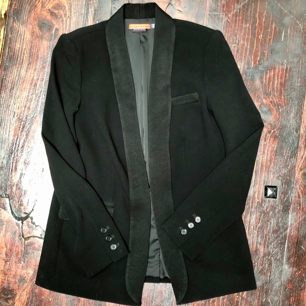 Alice + Olivia Long Tuxedo Blazer